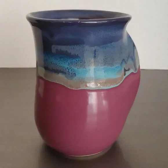 Naher Clay in Motion Purple Passion Handwarmer Mug Cup Left Hand Signed 14 oz - Picture 3 of 9